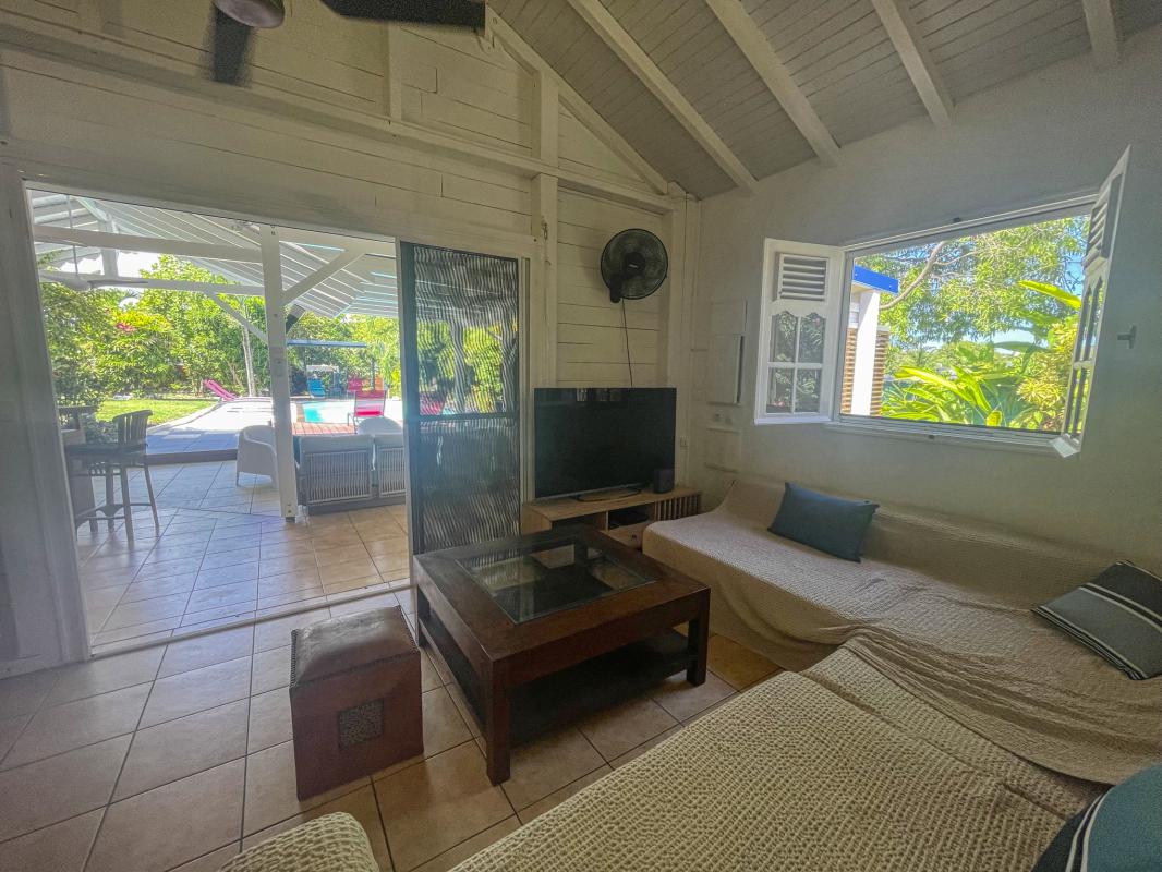 15.Location villa piscine St François Guadeloupe_Salon